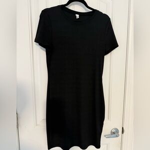 Black Short Sleeve Crew Neck Mini Dress
